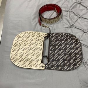 Carolina Herrera Cross body